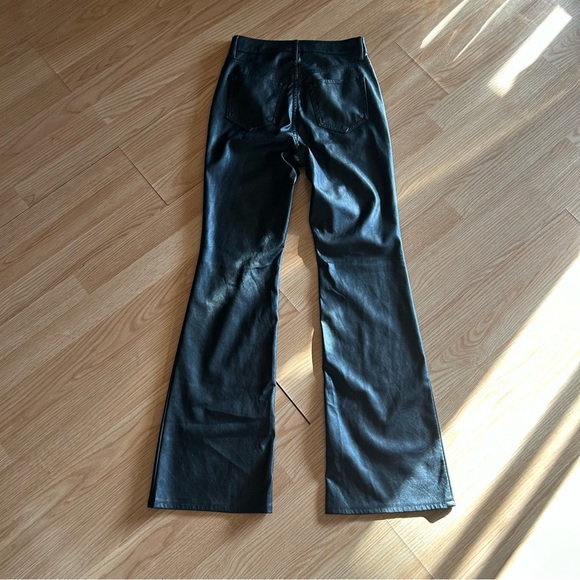 Old Navy Black Higher High Rise Flare Faux Leather Pants Size 2 - Picture 9 of 9